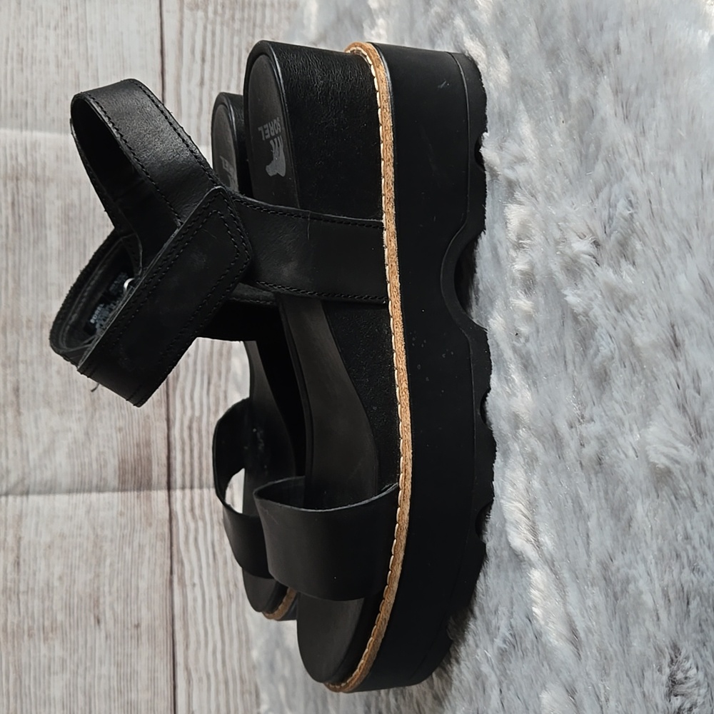 Sorel Black/Tan Platform Sandals, Womens 9 - Picture 4 of 12
